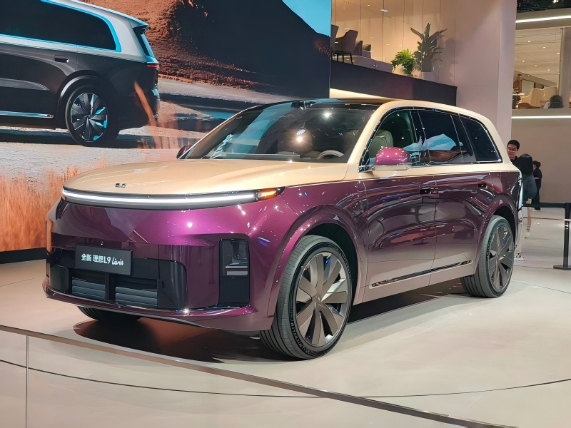 Li Auto L9 – Flagship 6-Seat EREV SUV